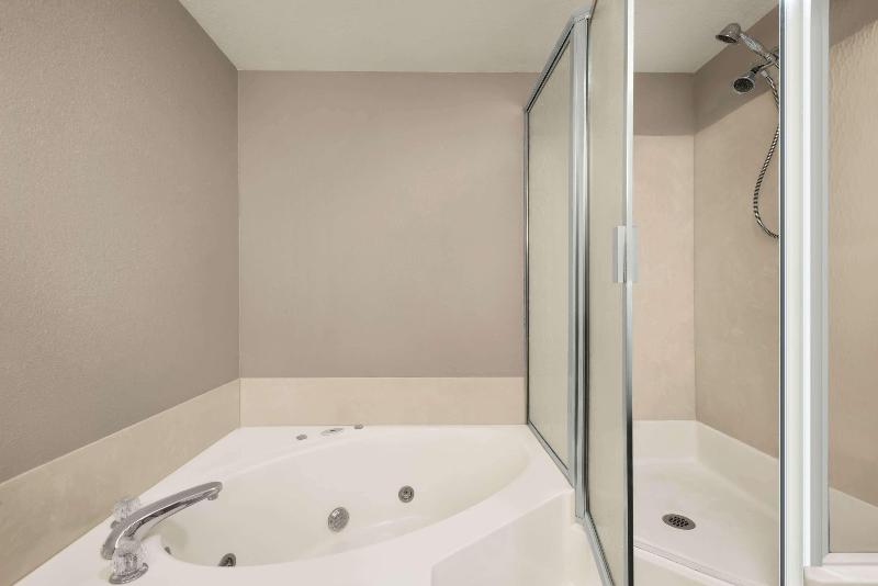 Baymont by Wyndham Washington image