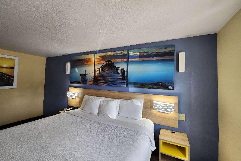 Days Inn By Wyndham New Orleans Pontchartrain image
