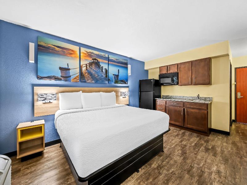 Days Inn By Wyndham New Orleans Pontchartrain image