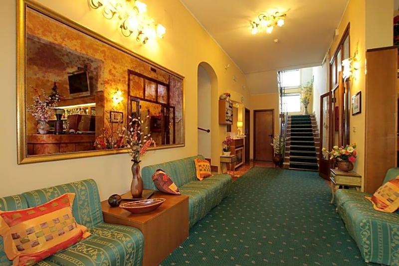 Hotel Vera image