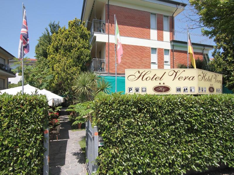 Hotel Vera image