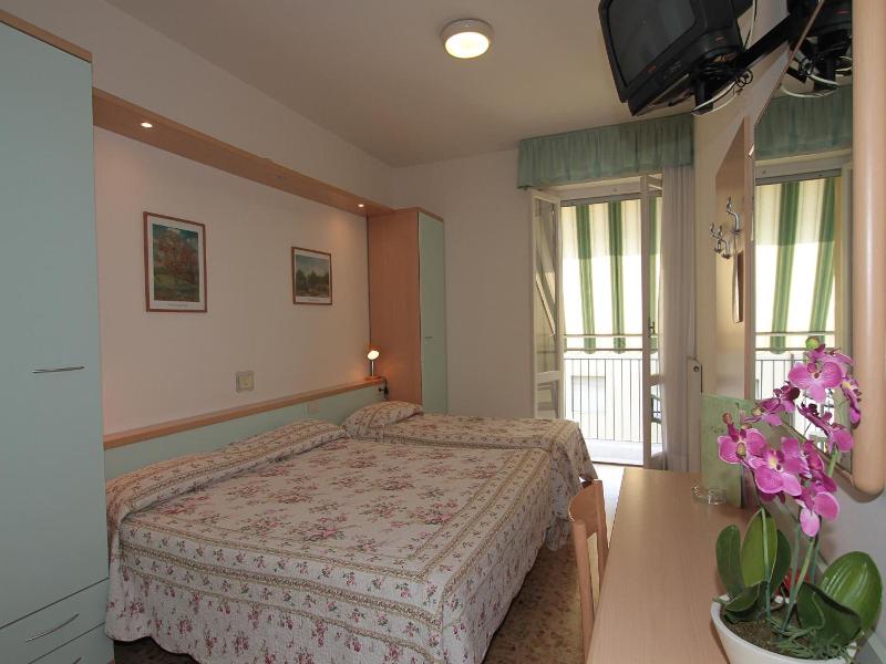 Hotel Vera image