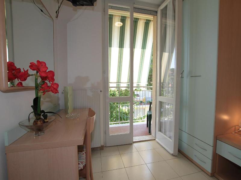 Hotel Vera image
