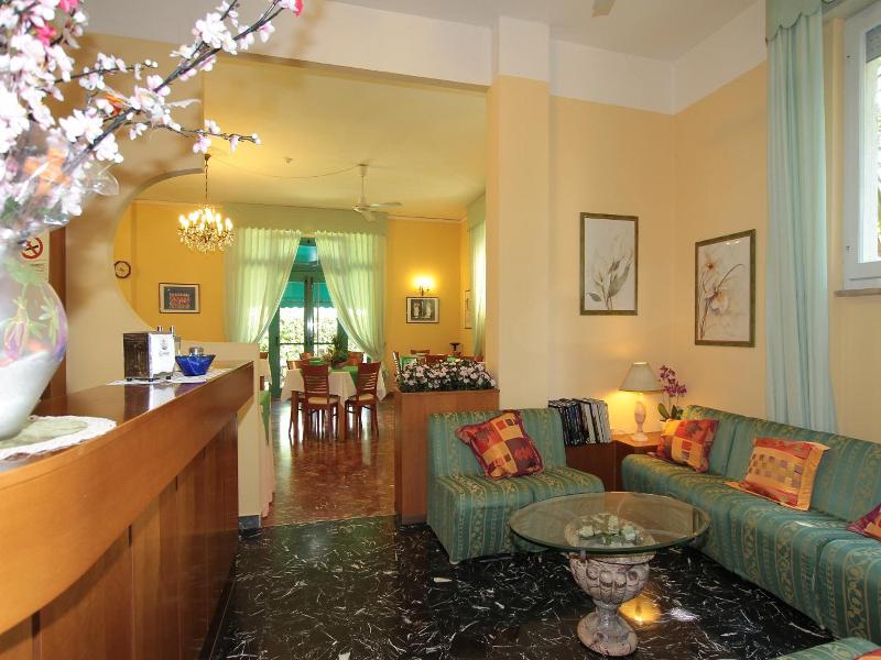 Hotel Vera image
