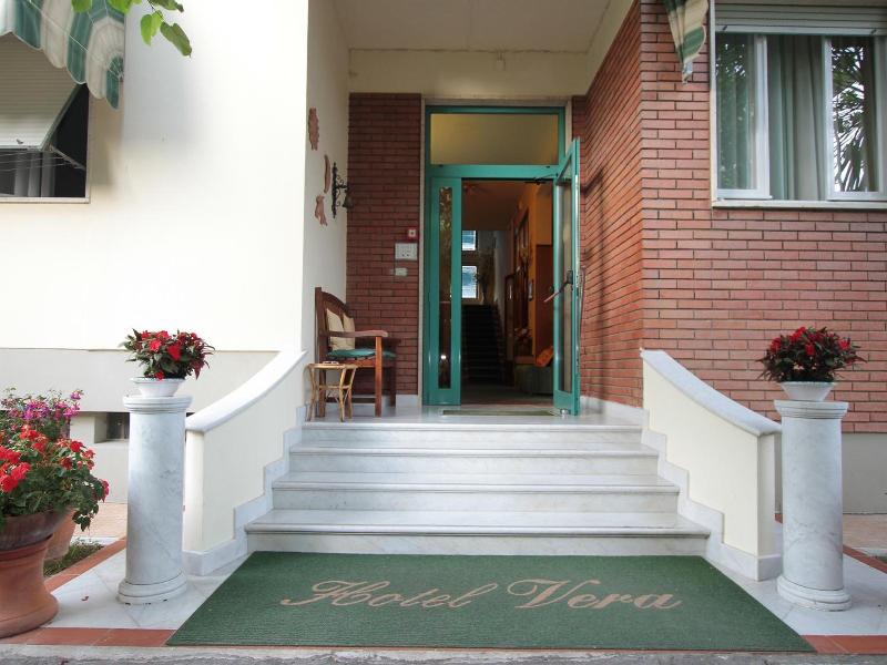 Hotel Vera image