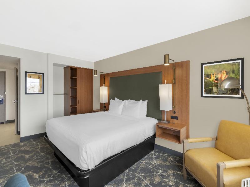 Best Western Plus Boomtown Casino Resort image