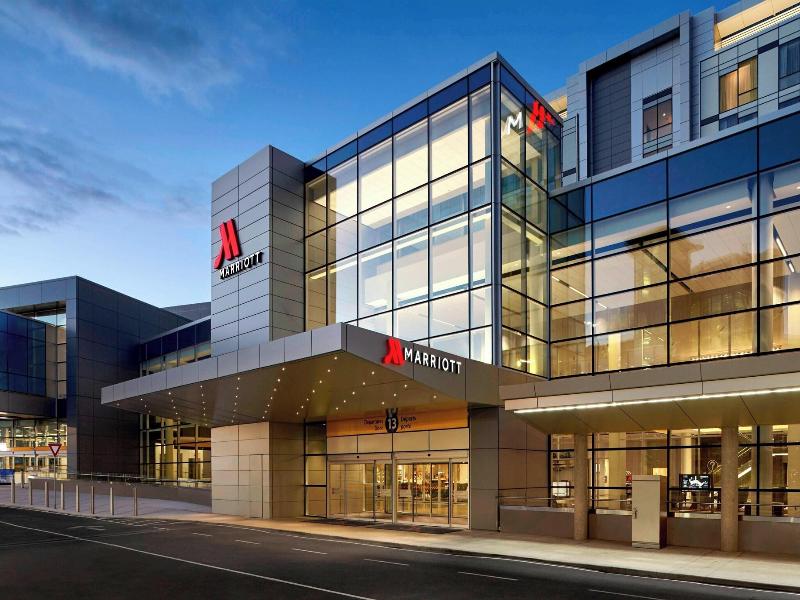 Calgary Airport Marriott In-Terminal Hotel image