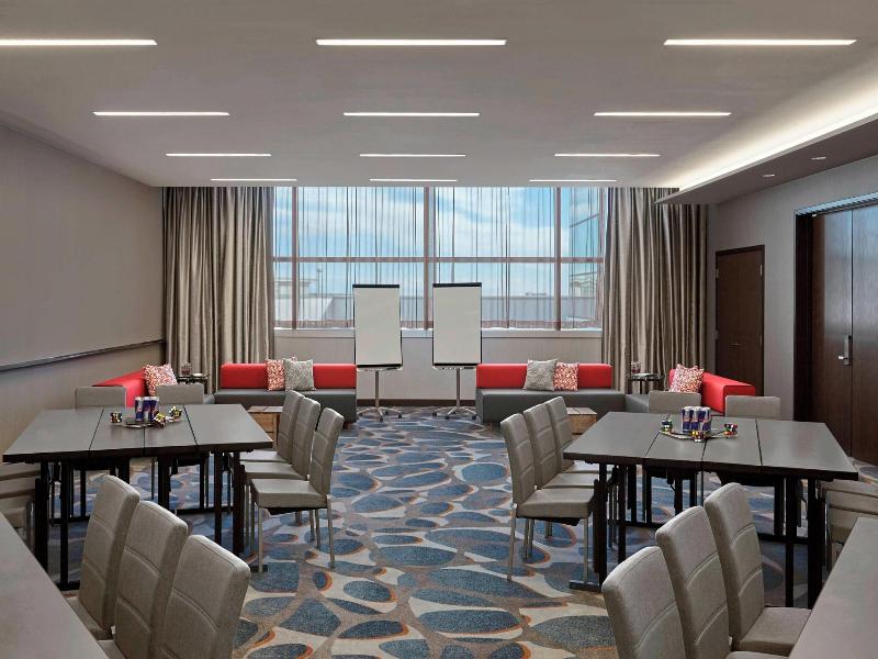 Calgary Airport Marriott In-Terminal Hotel image