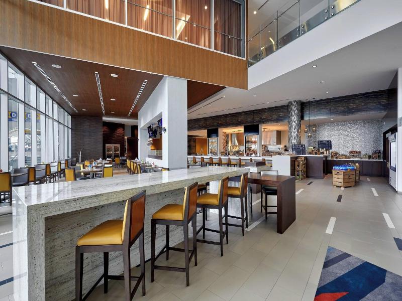 Calgary Airport Marriott In-Terminal Hotel image