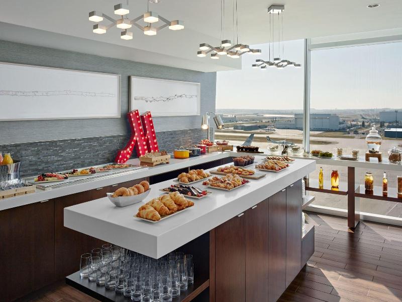 Calgary Airport Marriott In-Terminal Hotel image