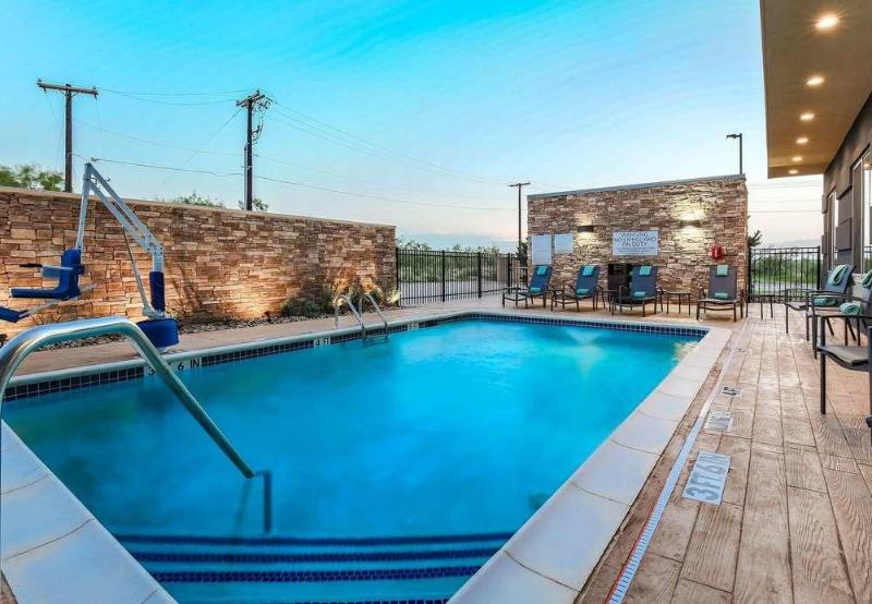 Fairfield Inn & Suites Snyder image