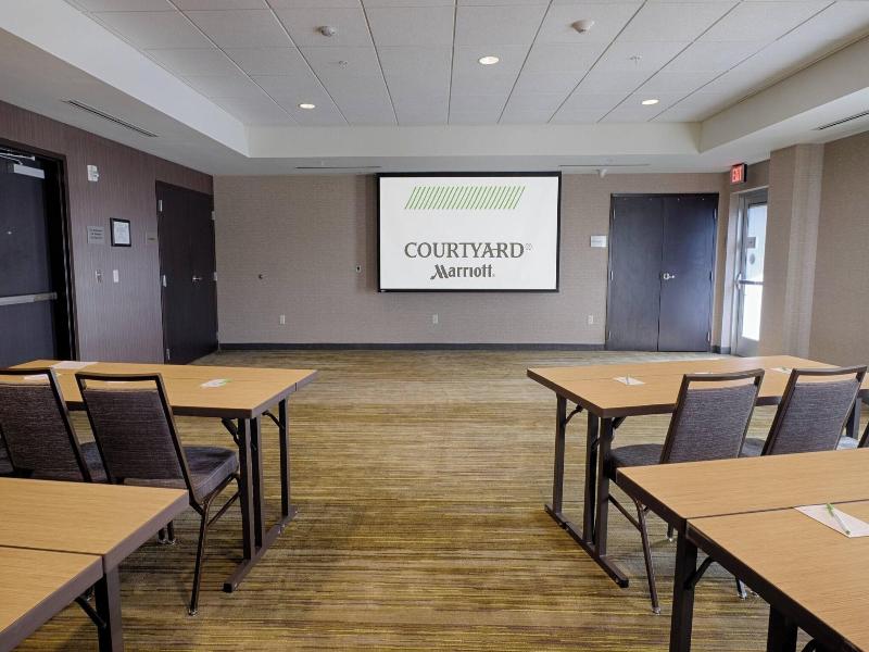 Courtyard Clifton Park image