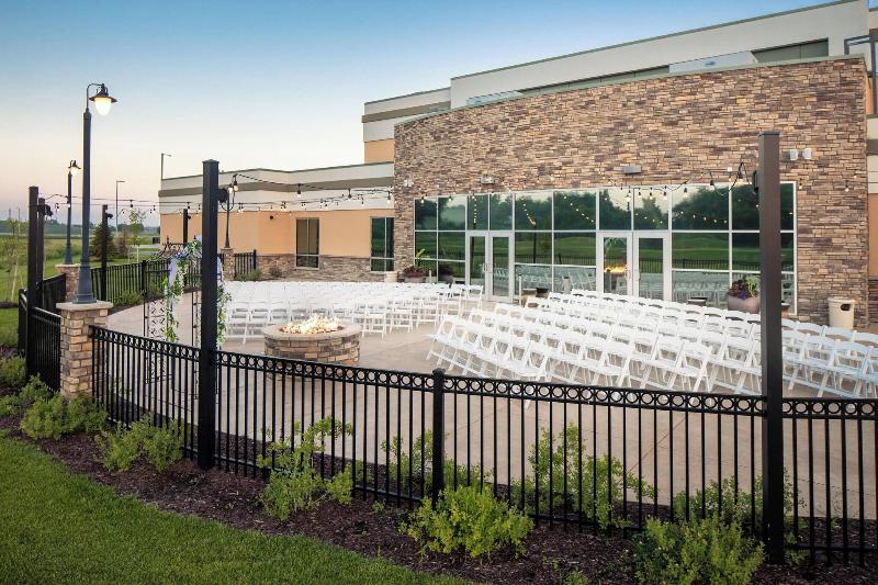 Courtyard Omaha Bellevue at Beardmore Event Center image