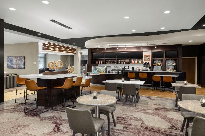 Courtyard Omaha Bellevue at Beardmore Event Center image