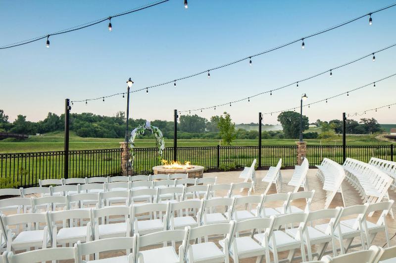 Courtyard Omaha Bellevue at Beardmore Event Center image