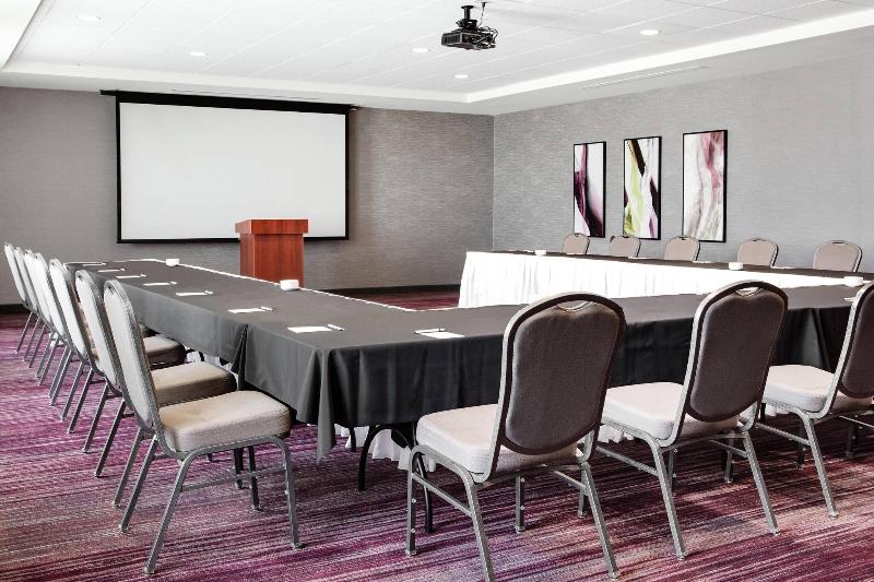 Courtyard Omaha Bellevue at Beardmore Event Center image