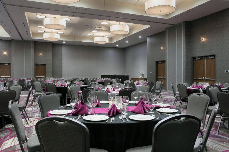 Courtyard Omaha Bellevue at Beardmore Event Center image