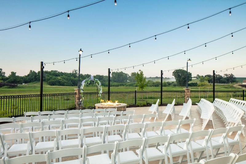Courtyard Omaha Bellevue at Beardmore Event Center image