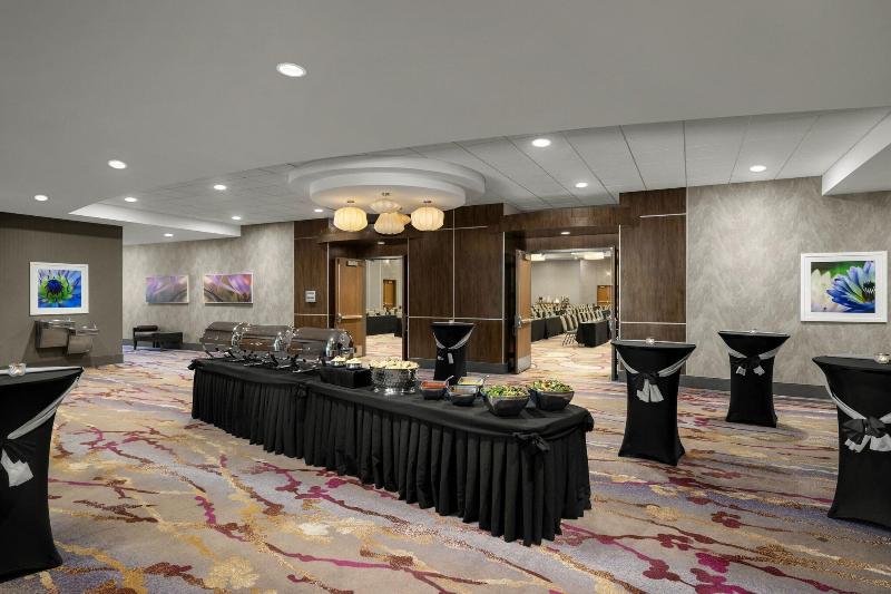 Courtyard Omaha Bellevue at Beardmore Event Center image