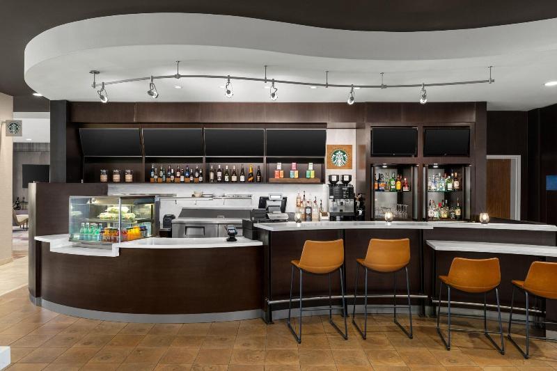 Courtyard Omaha Bellevue at Beardmore Event Center image