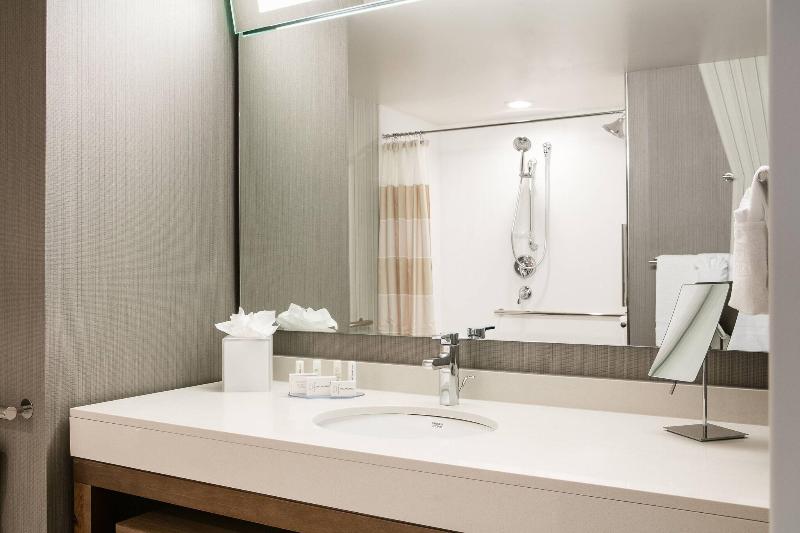 Courtyard Omaha Bellevue at Beardmore Event Center image