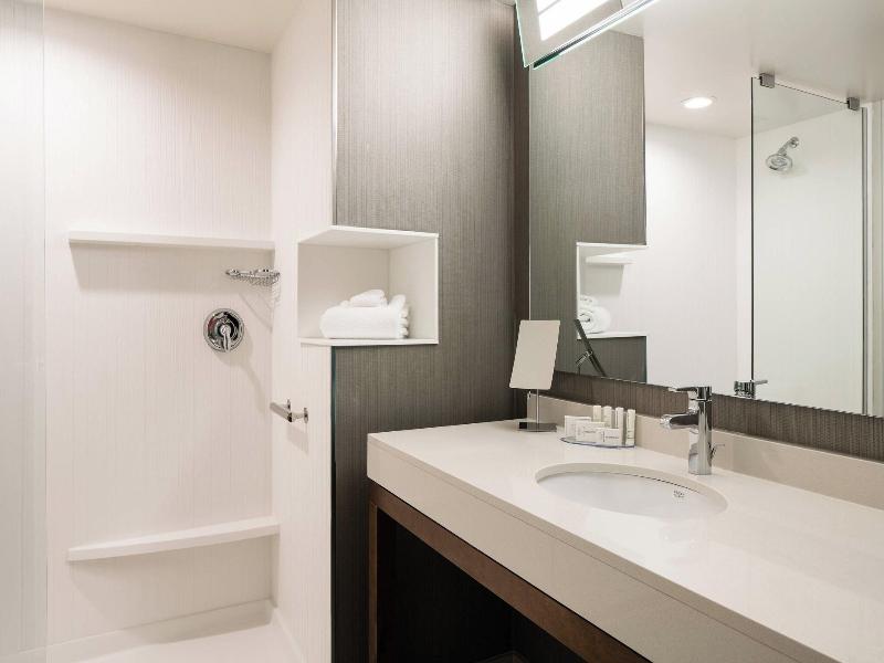 Courtyard Omaha Bellevue at Beardmore Event Center image