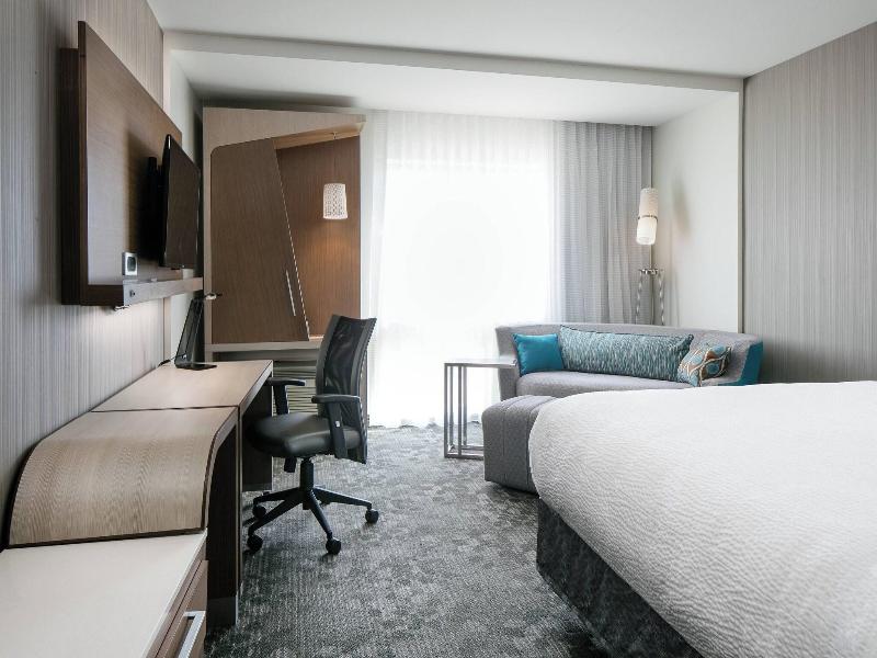 Courtyard Omaha Bellevue at Beardmore Event Center image