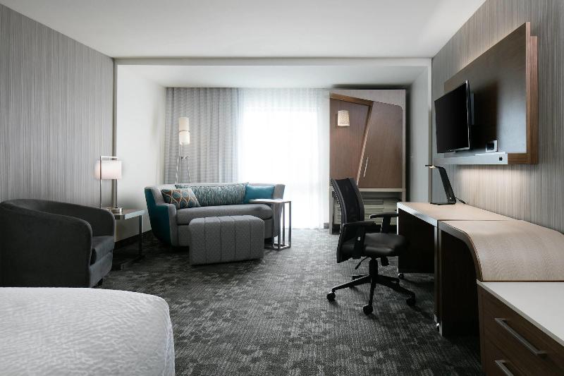 Courtyard Omaha Bellevue at Beardmore Event Center image