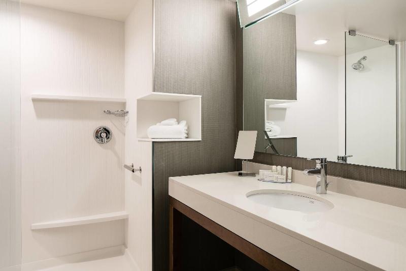 Courtyard Omaha Bellevue at Beardmore Event Center image