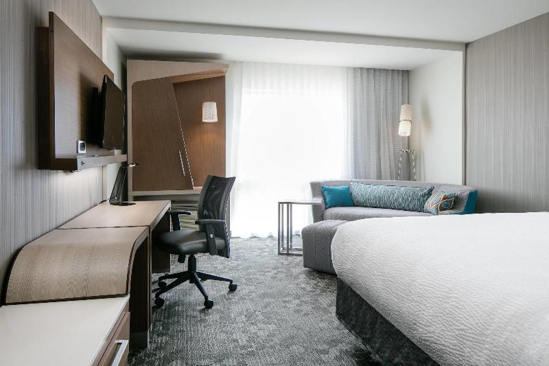 Courtyard Omaha Bellevue at Beardmore Event Center image