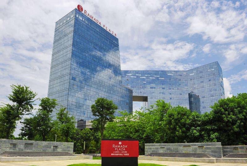 Ramada Plaza Liuzhou Liudong image