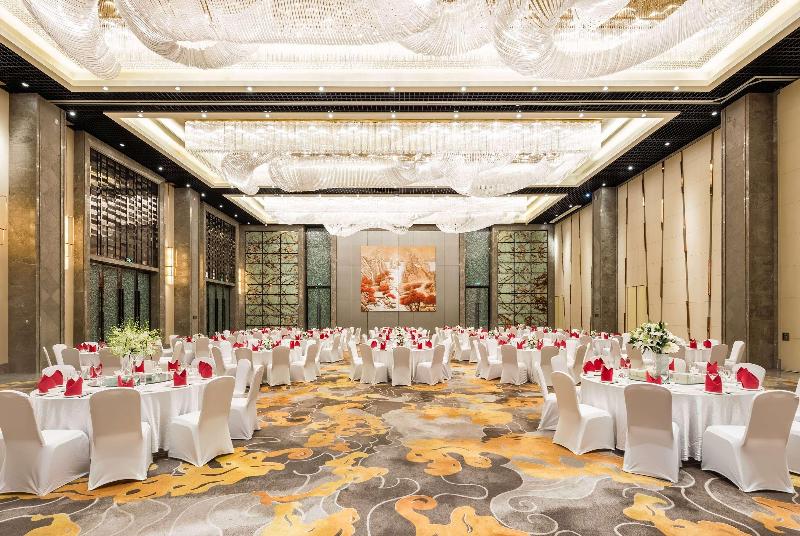 Ramada Plaza Liuzhou Liudong image