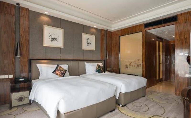 Ramada Plaza Liuzhou Liudong image