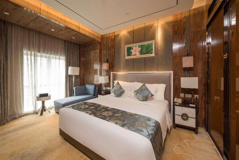 Ramada Plaza Liuzhou Liudong image