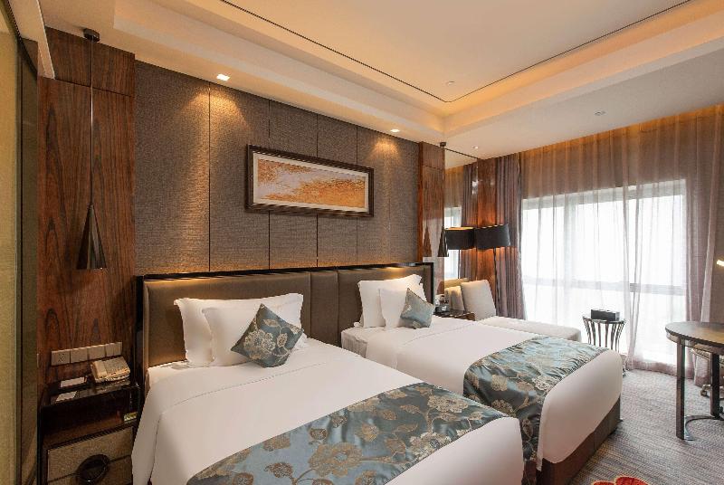 Ramada Plaza Liuzhou Liudong image