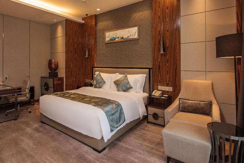 Ramada Plaza Liuzhou Liudong image