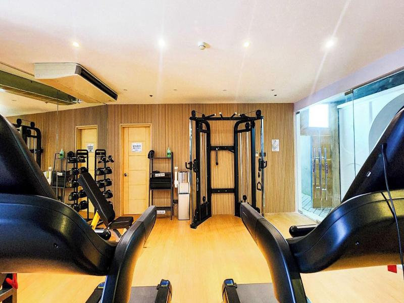 Madison 101 Hotel And Tower image