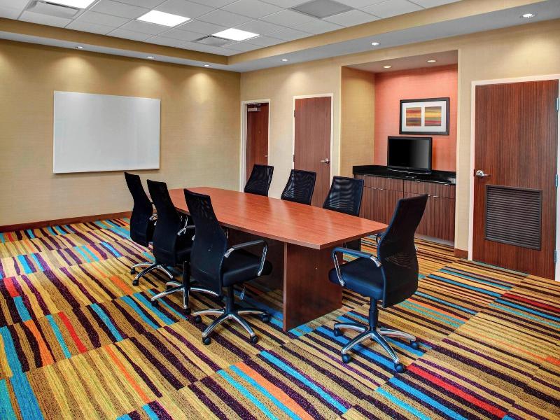 Fairfield Inn & Suites Douglas image