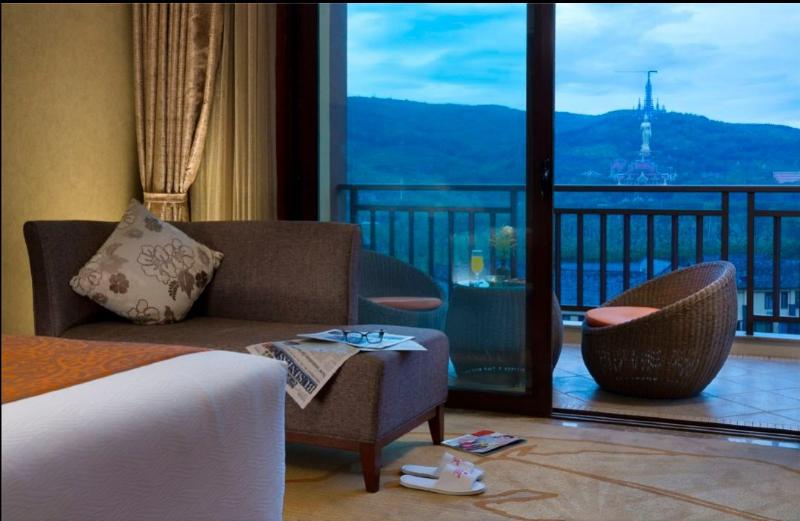 Ramada Plaza Xishuangbanna image