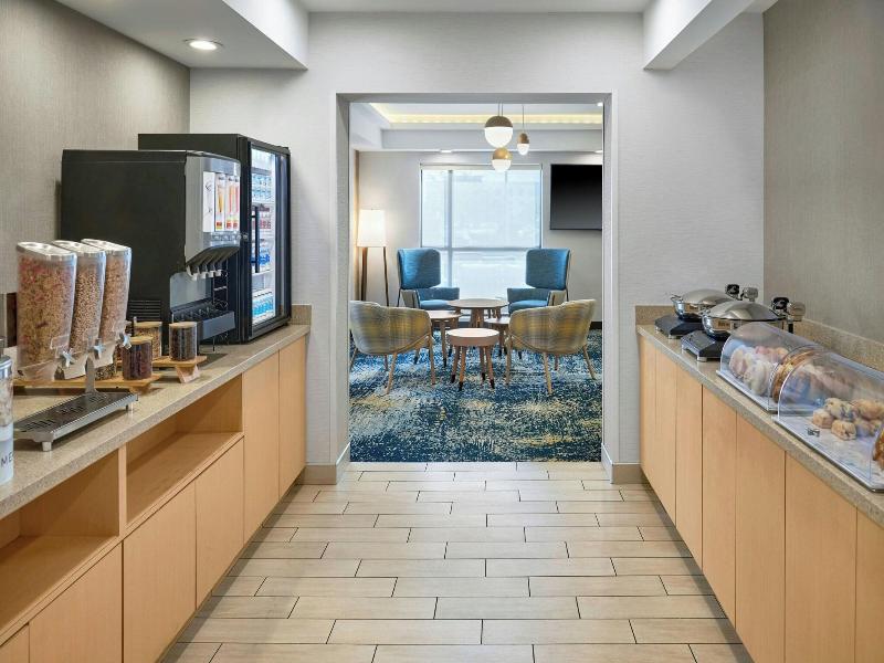 TownePlace Suites Detroit Troy image