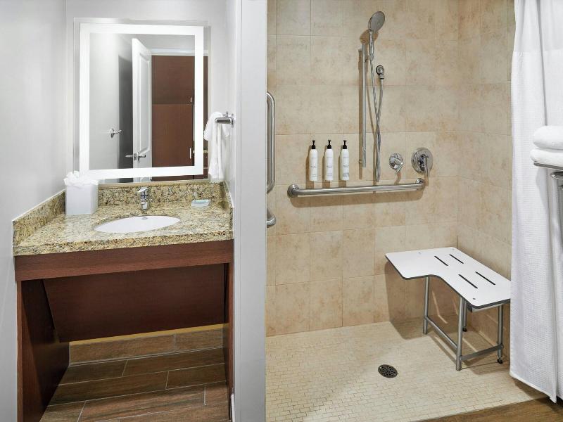 TownePlace Suites Detroit Troy image