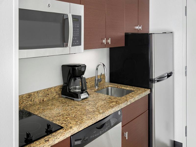 TownePlace Suites Detroit Troy image