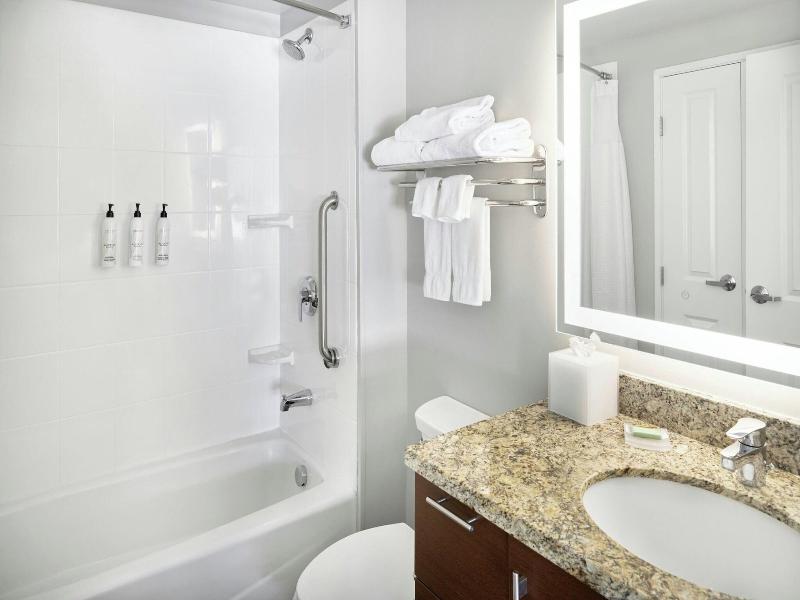 TownePlace Suites Detroit Troy image