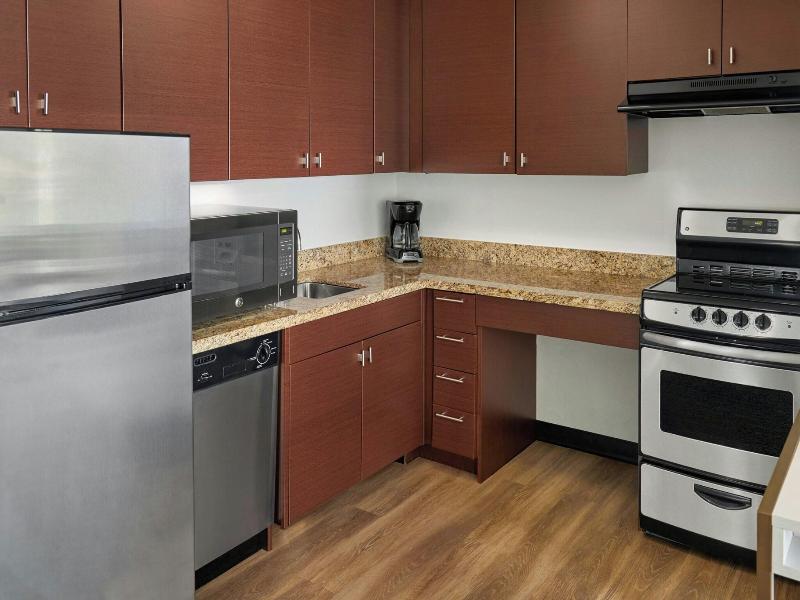 TownePlace Suites Detroit Troy image