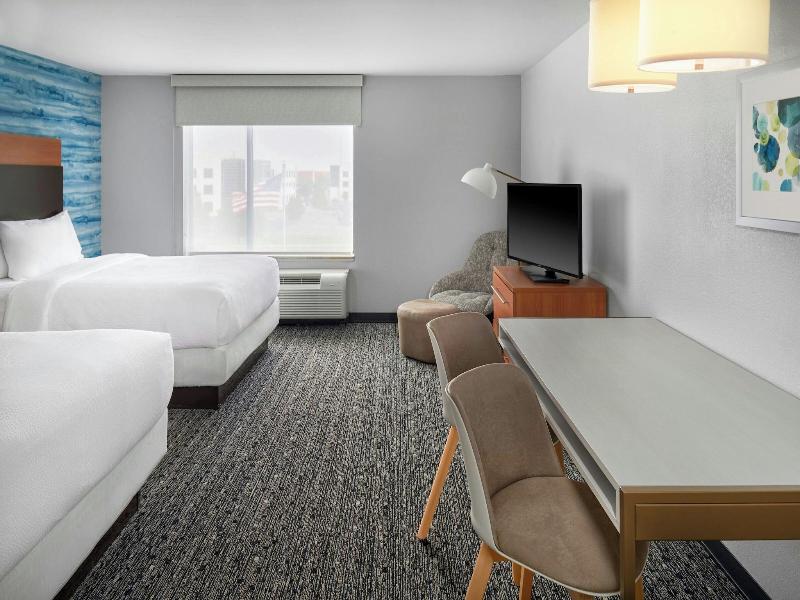 TownePlace Suites Detroit Troy image