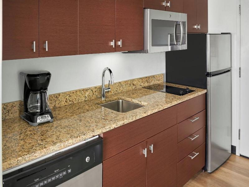 TownePlace Suites Detroit Troy image