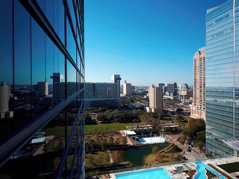 Marriott Marquis Houston image