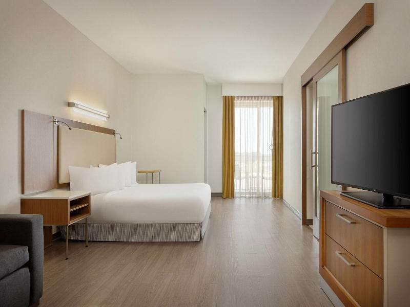 SpringHill Suites Orange Beach at The Wharf image