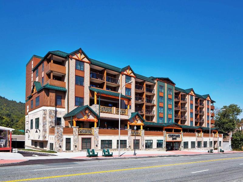 Courtyard Lake George image