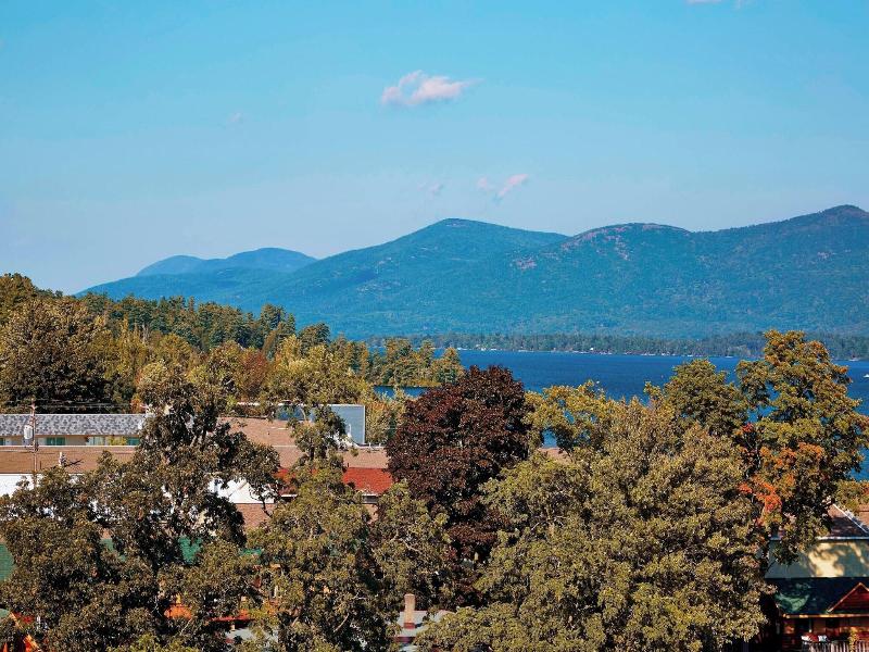 Courtyard Lake George image